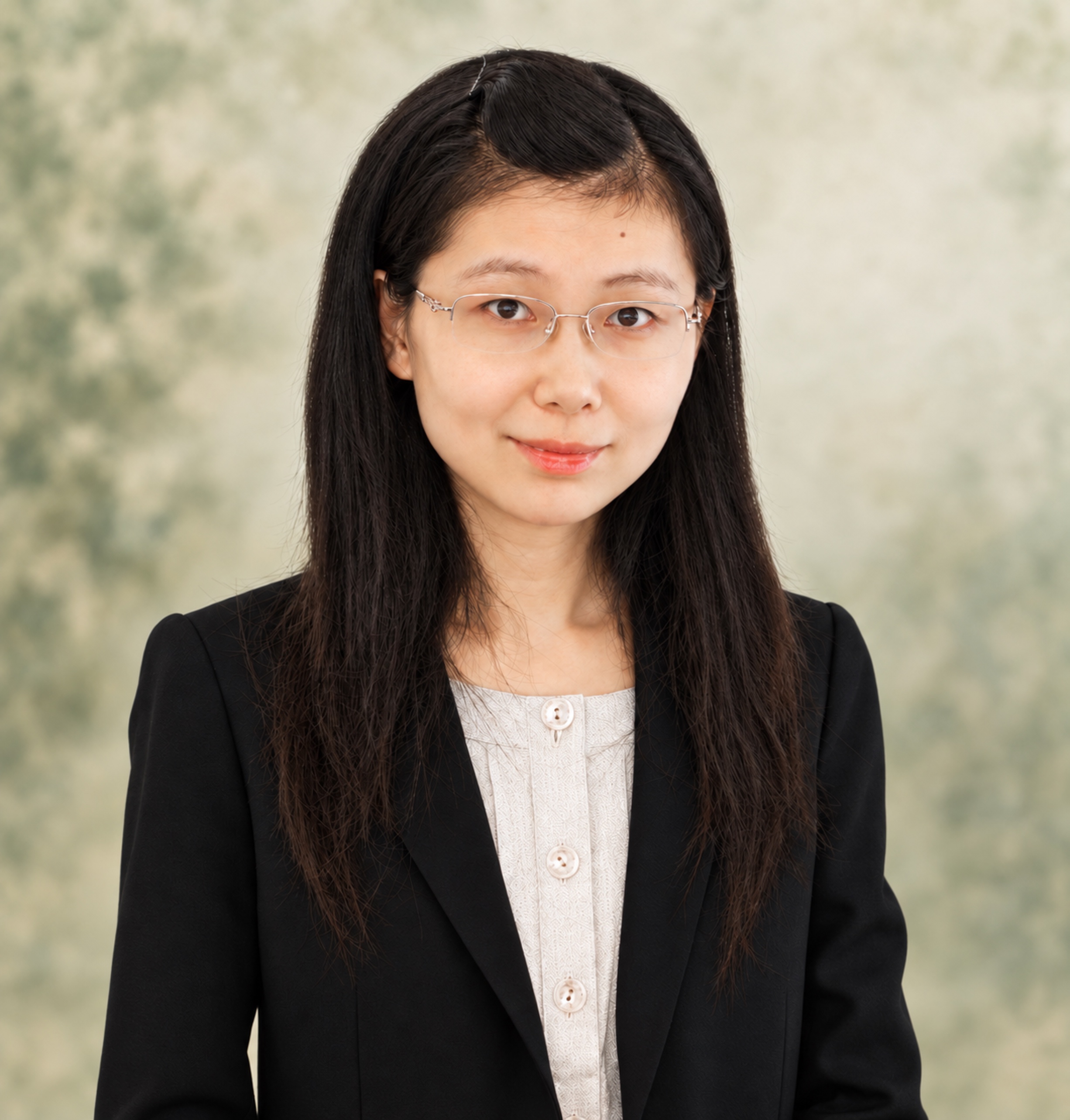 Vivian Sun, Bay Area real-estate agent